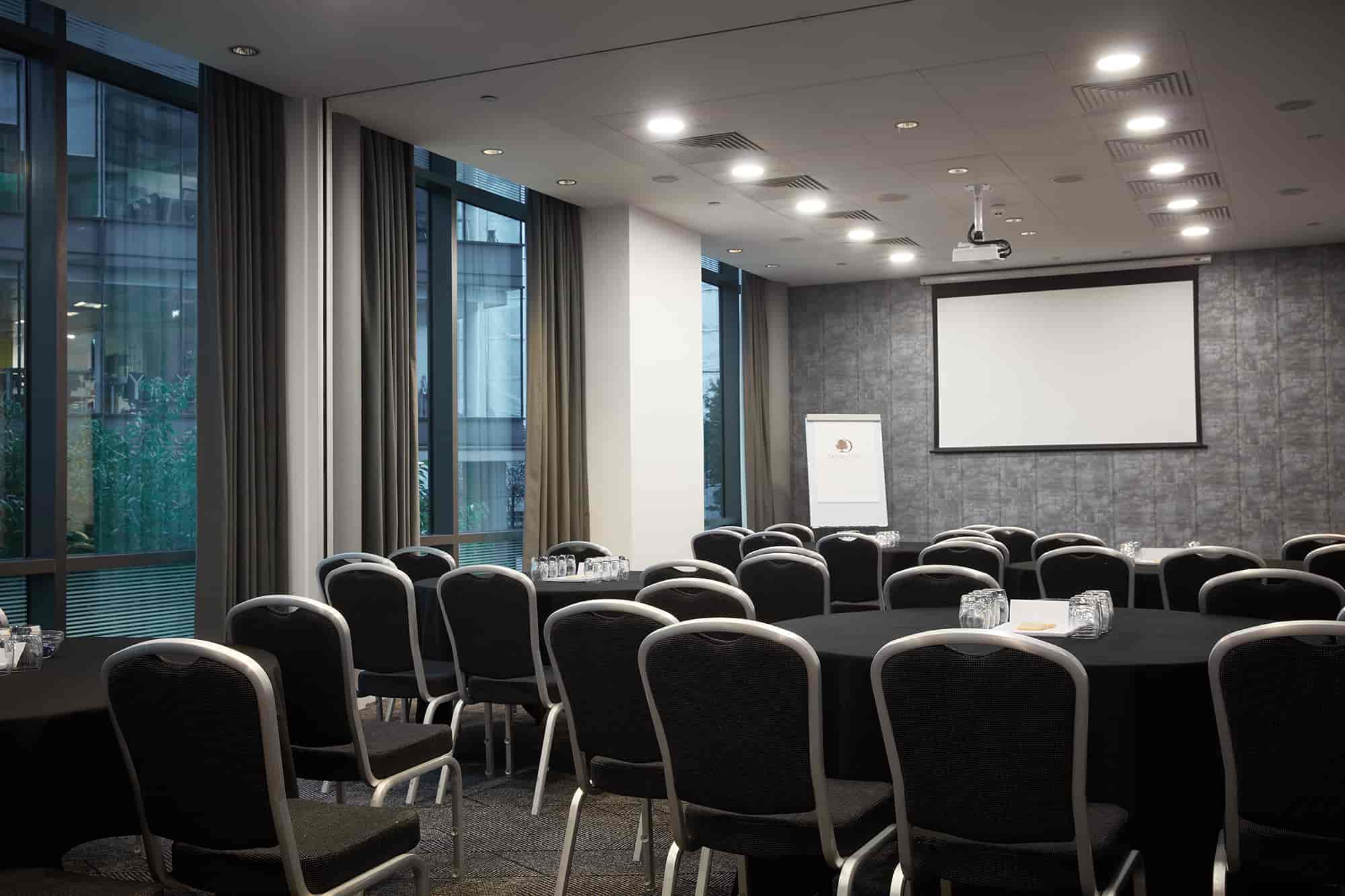 DoubleTree by Hilton Manchester - image