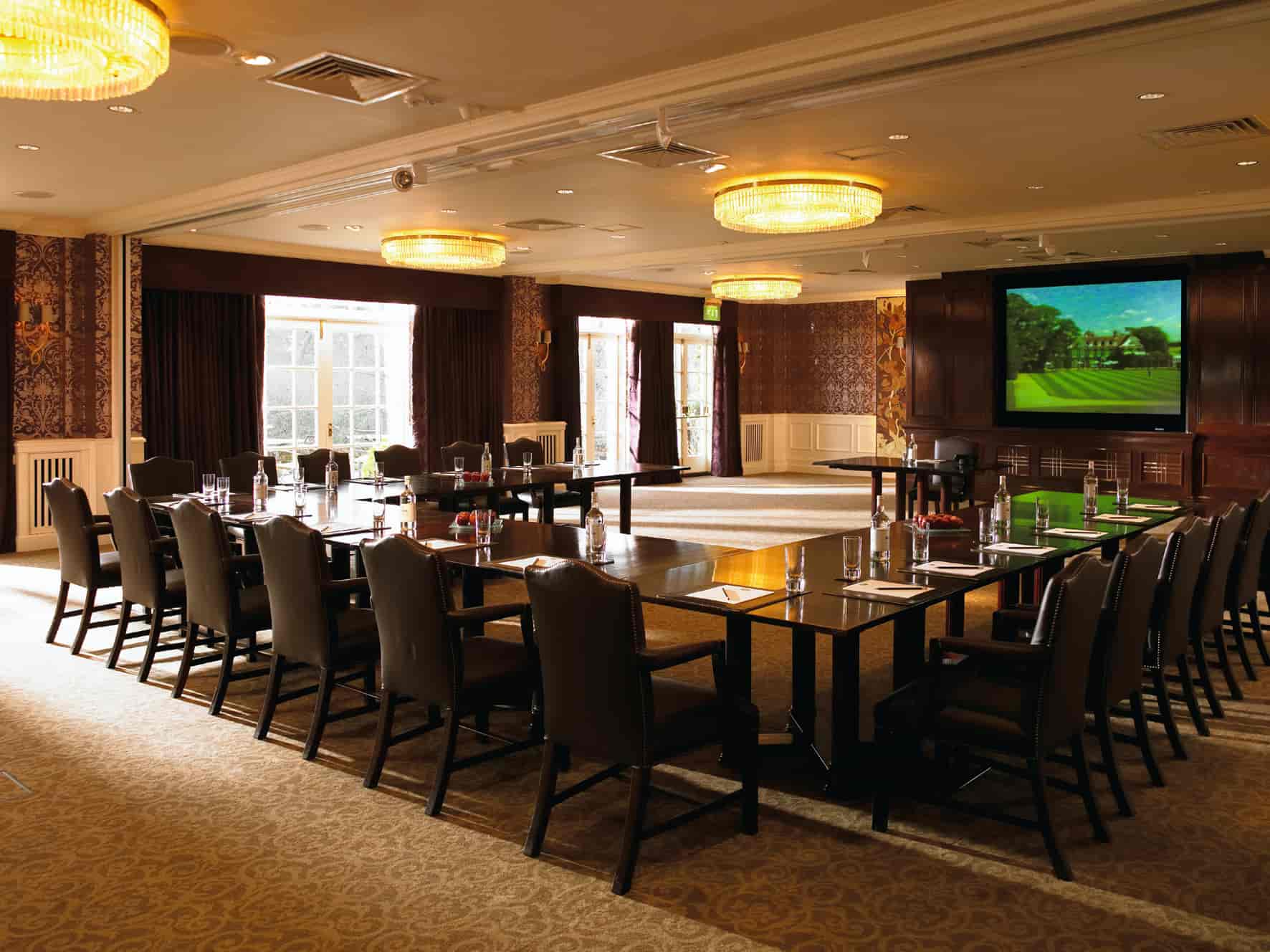 Chewton Glen Hotel & Spa - image