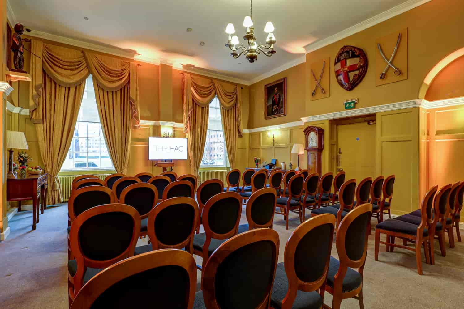 The HAC (Honourable Artillery Company) - image