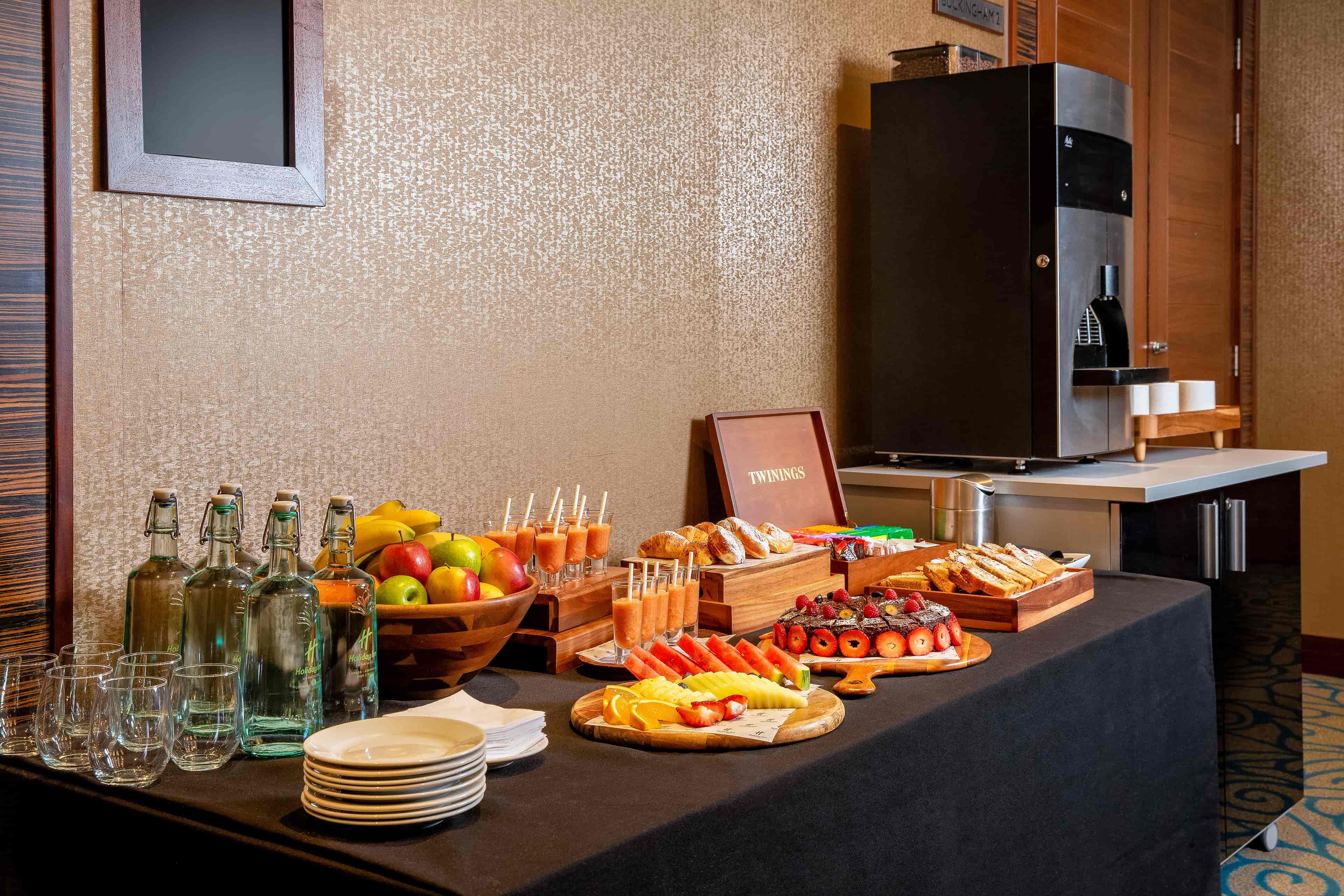 Holiday Inn London - Kensington High Street - image