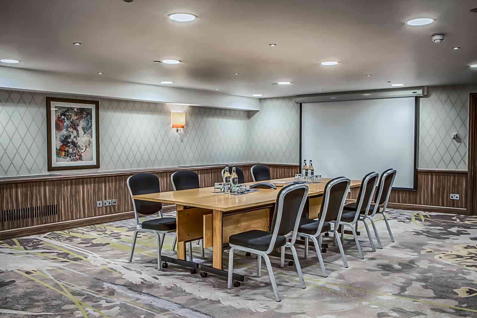 Hilton London Kensington - image
