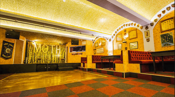 Moth Club  - image