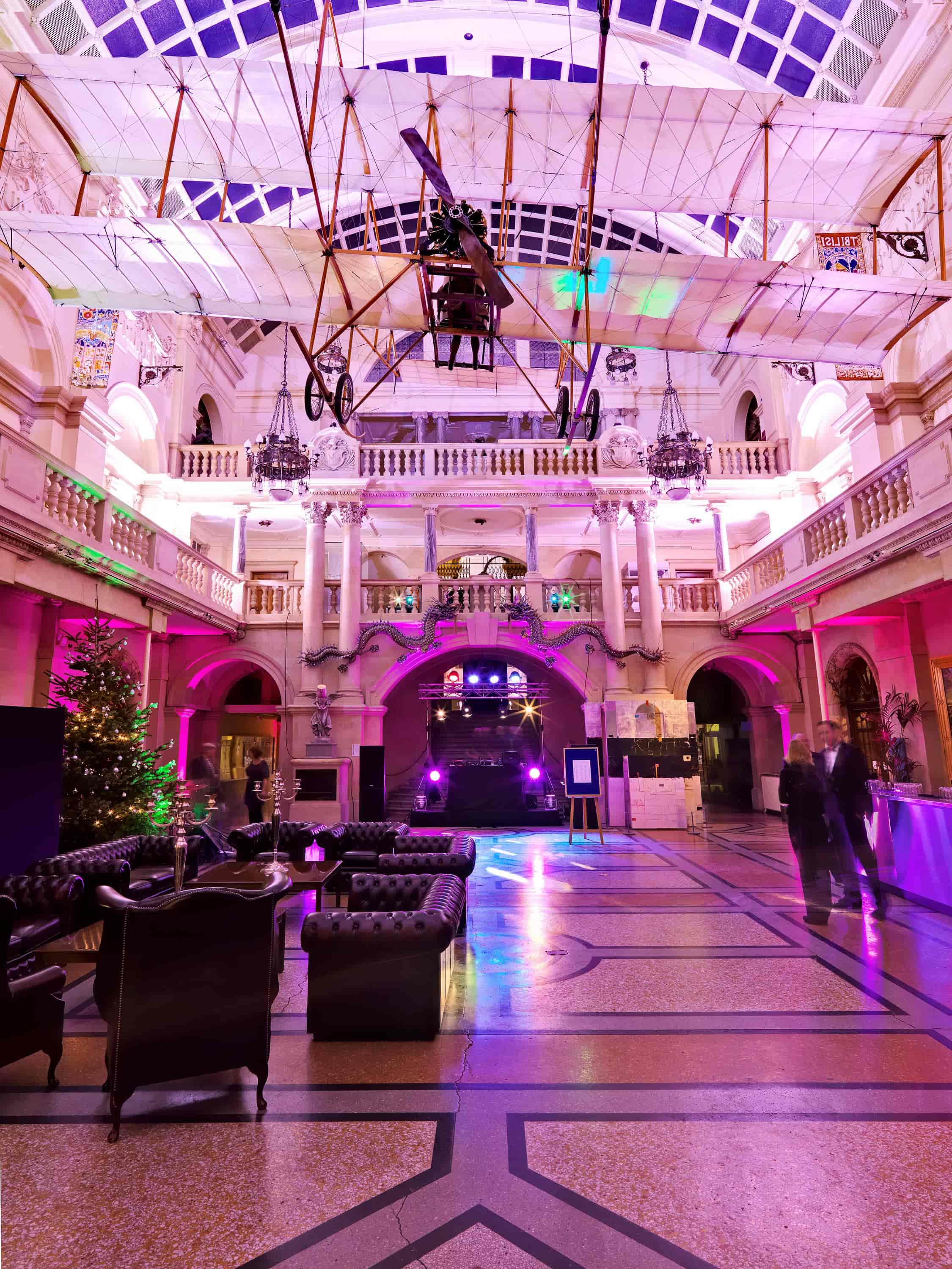 Bristol Museum & Art Gallery - image