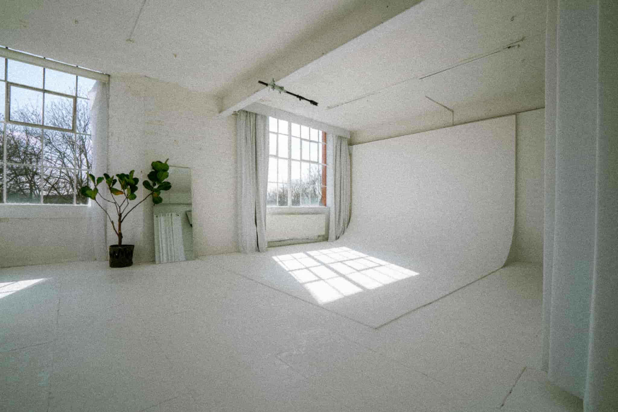 Tanzaro Creative Photography Studio Manchester - image