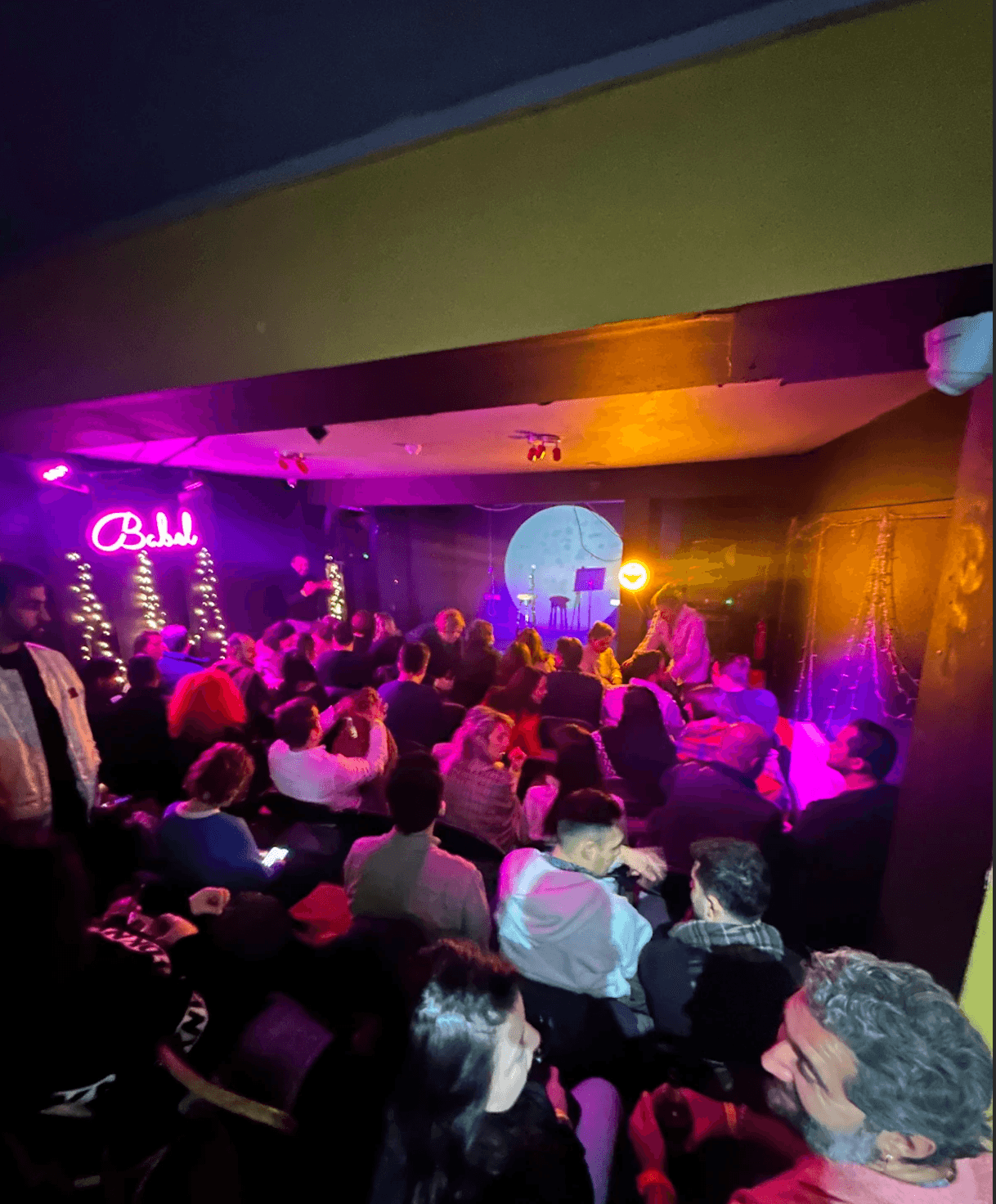 Babel Art House - image