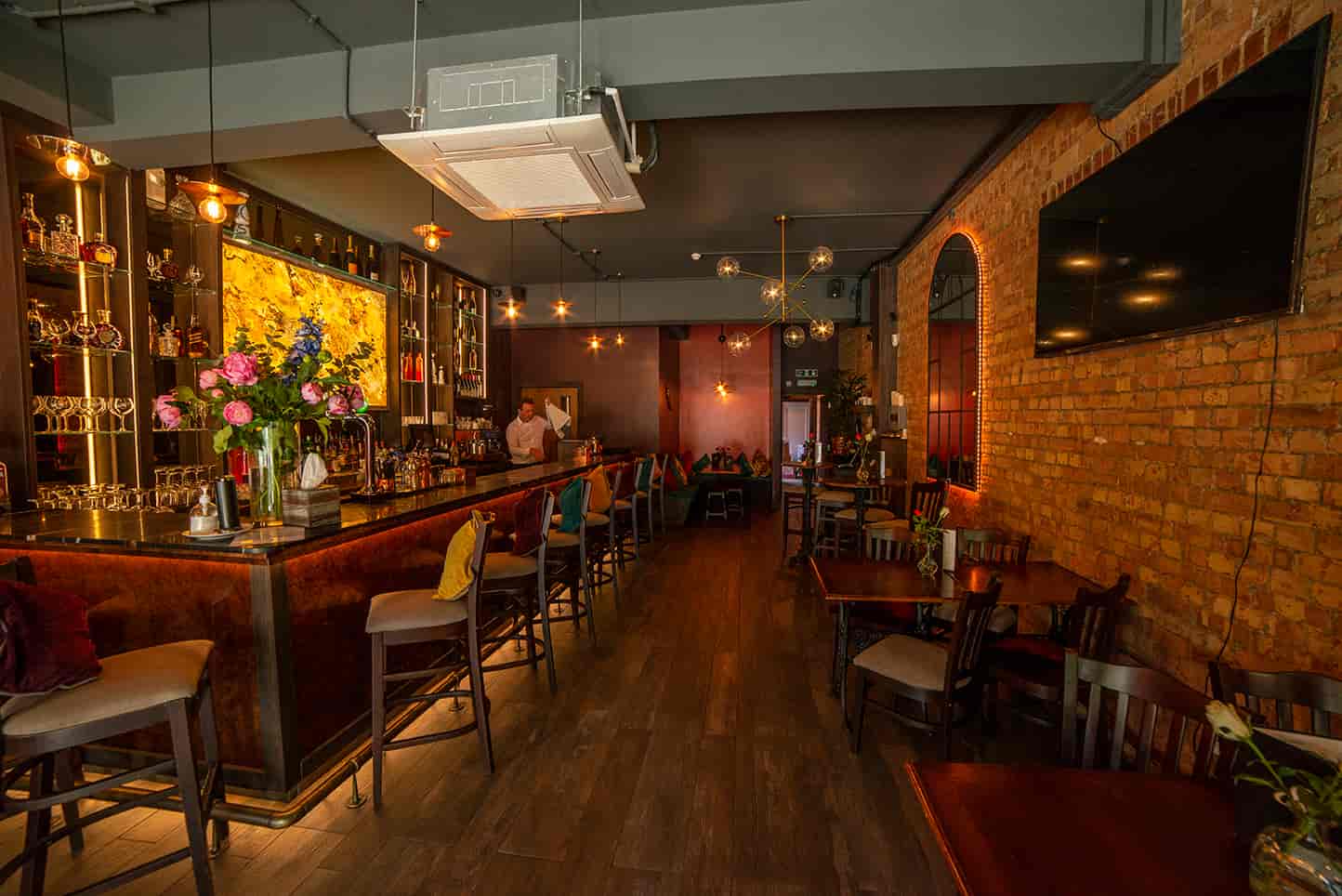 BAR 8 - image