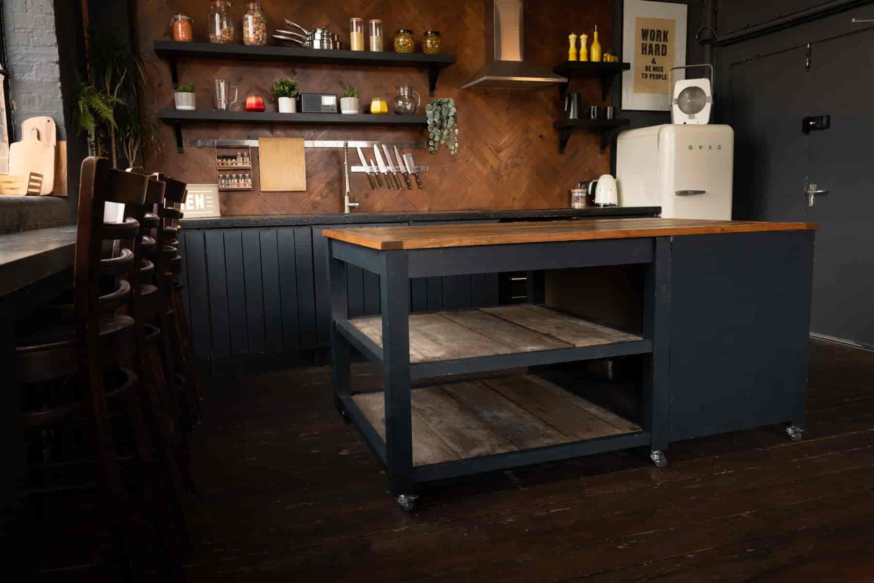 Crixus Studios - image