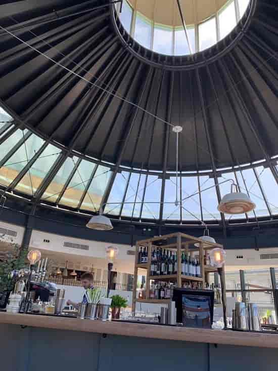601 Queens Rd - image