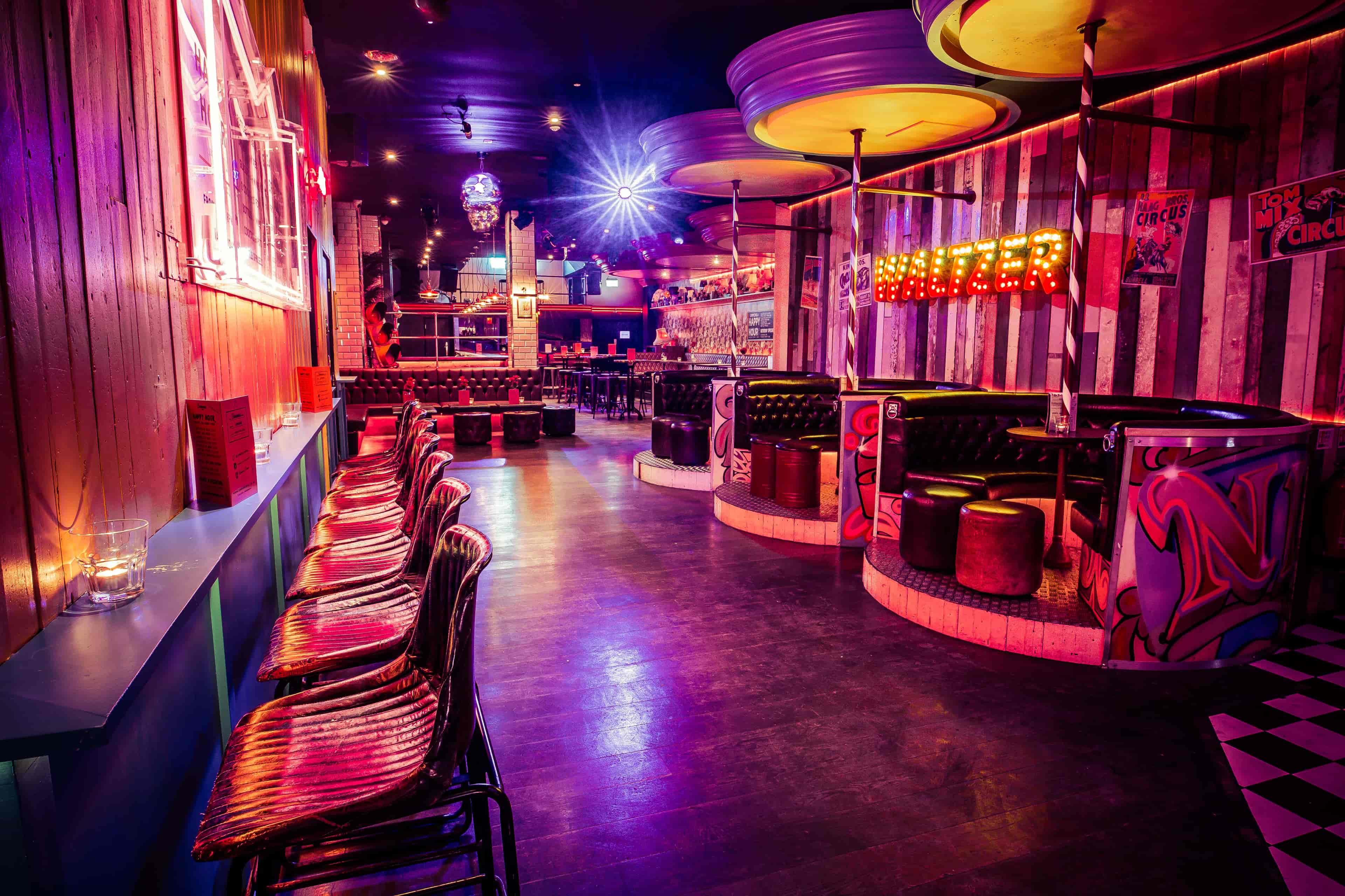 Simmons Oxford Street  - image