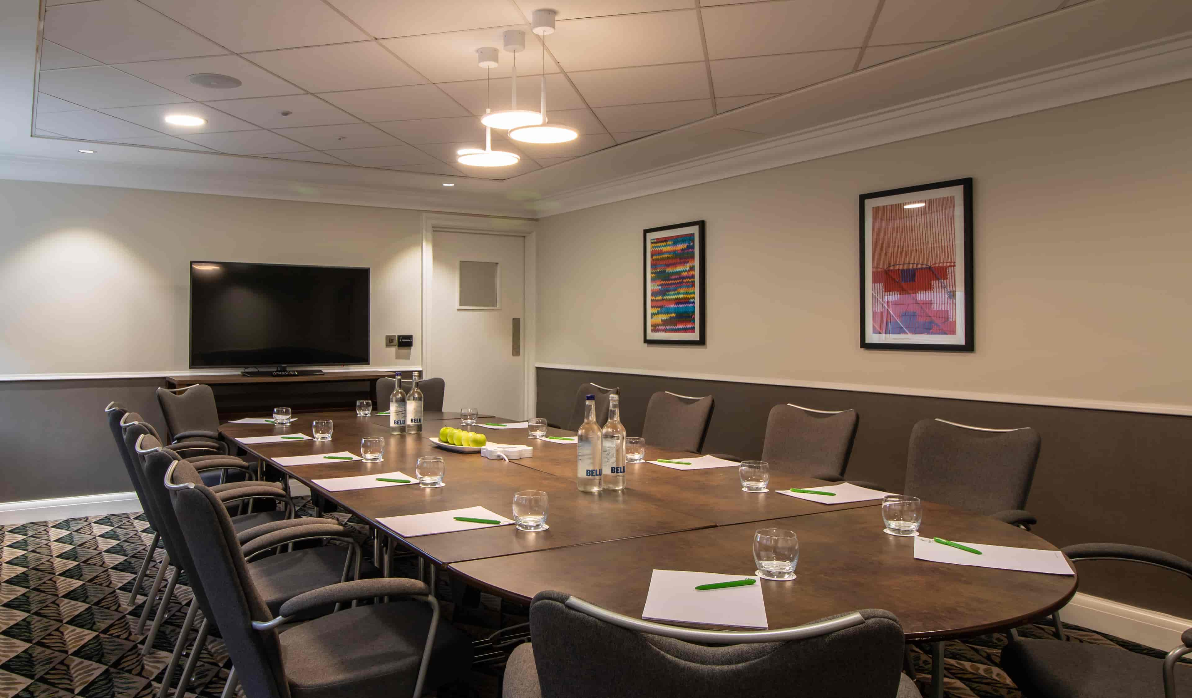 Holiday Inn Leicester Wigston - image