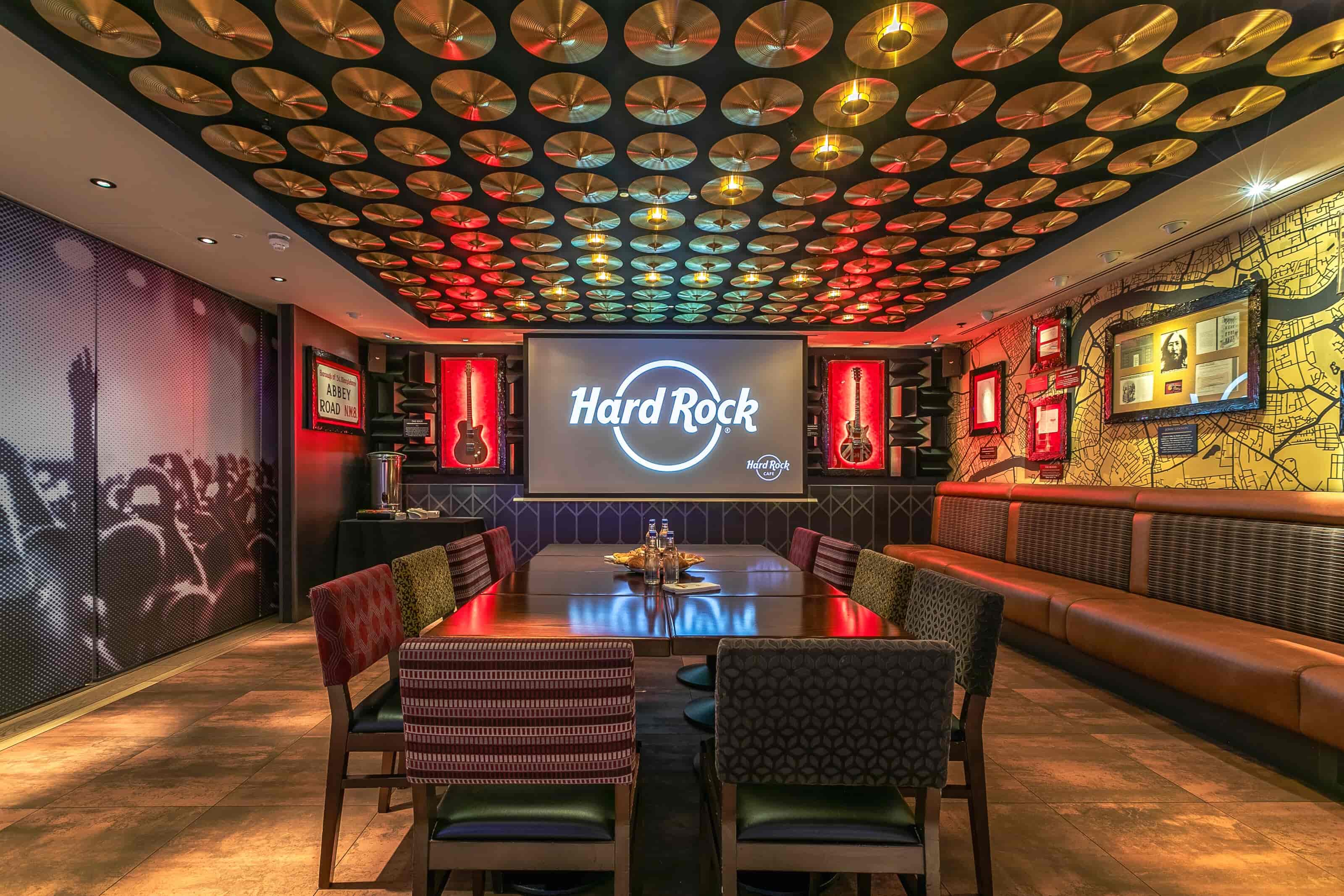 Hard Rock Cafe Piccadilly Circus - image