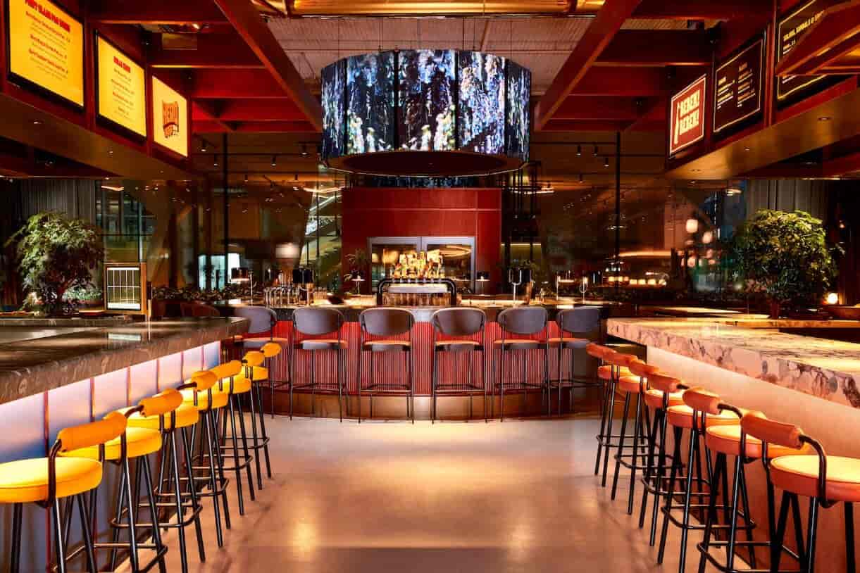 Arcade Tottenham Court Road - image