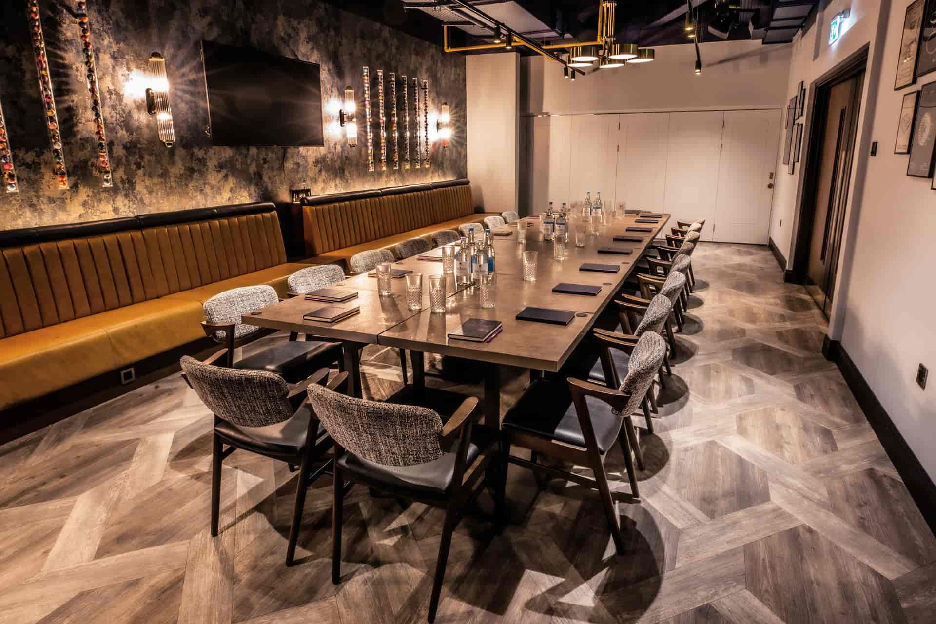 Puttshack Watford - image