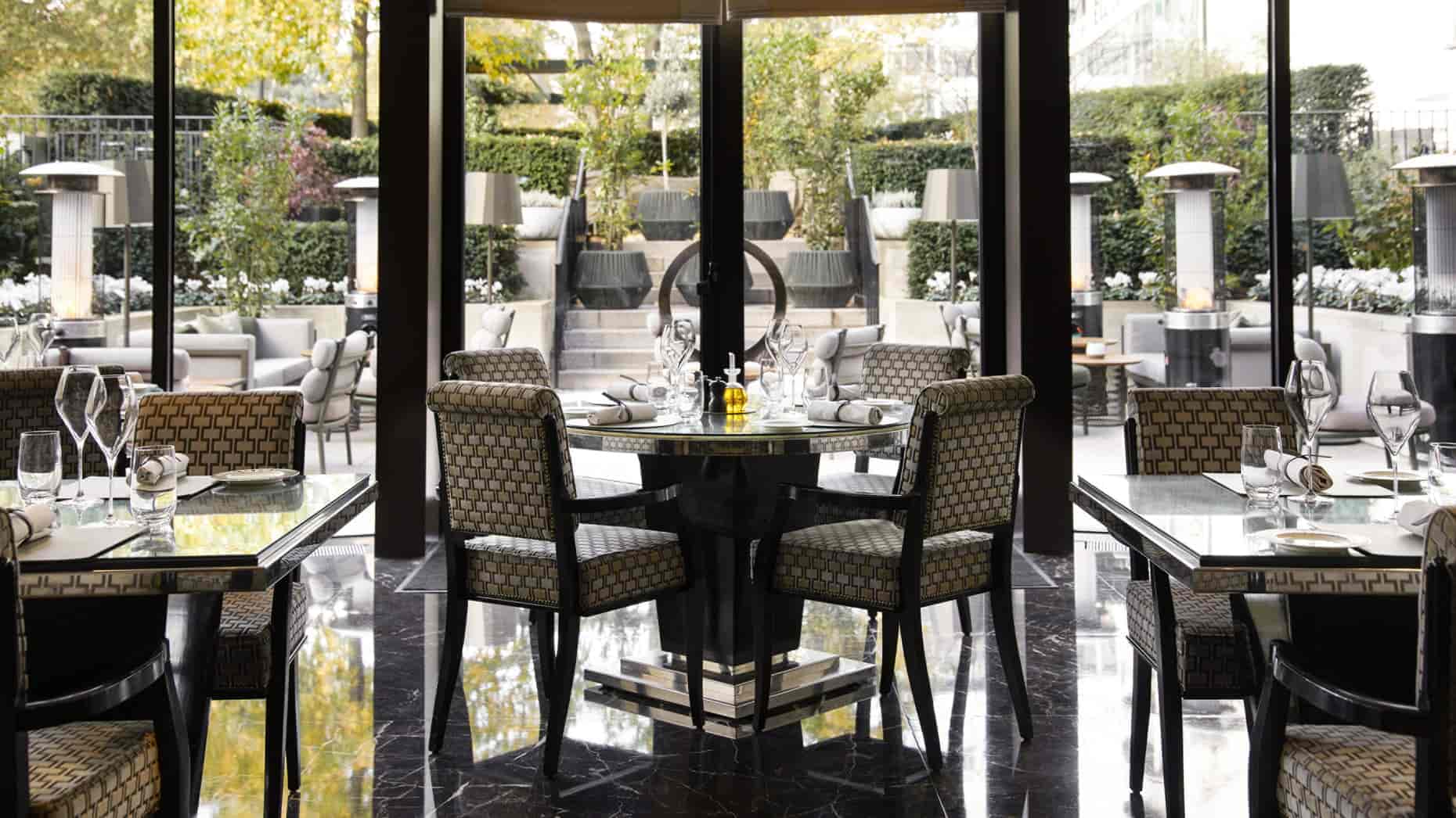 Four Seasons Hotel London at Park Lane - image