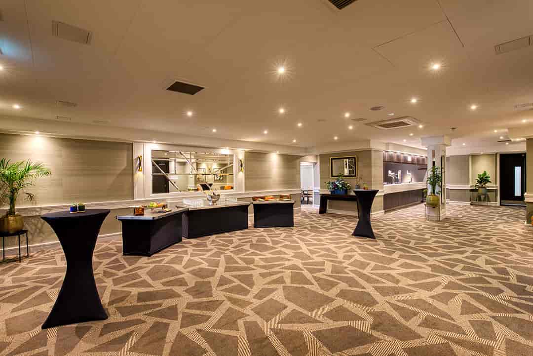 DoubleTree by Hilton London Ealing - image