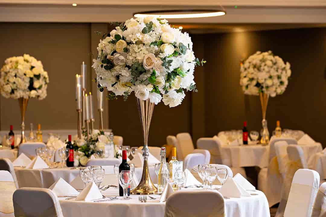 DoubleTree by Hilton London Ealing - image