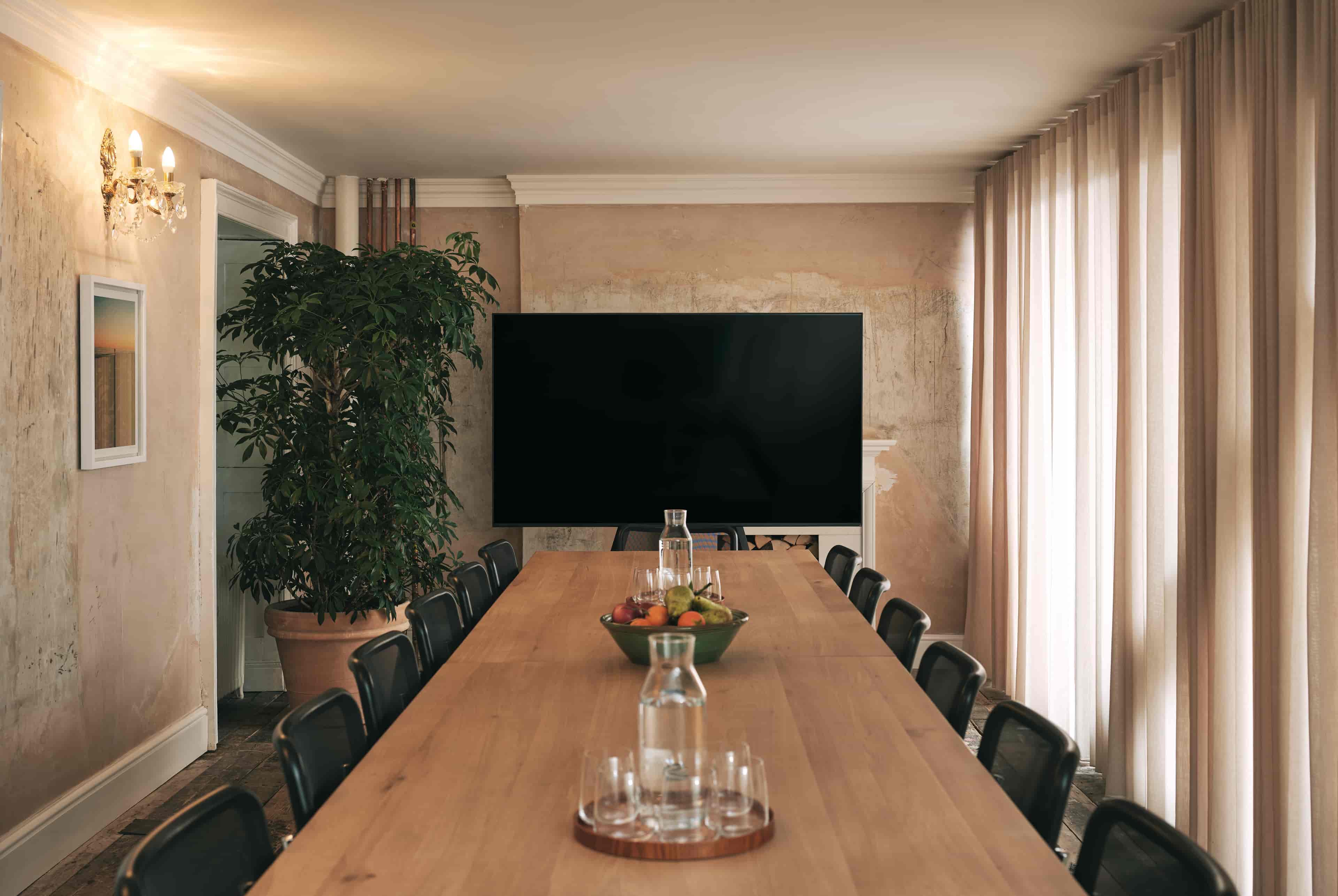 Knotel Workclub at Old Sessions House - image