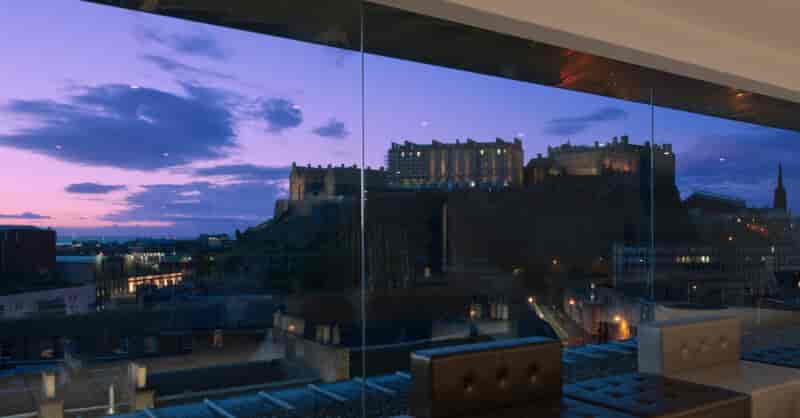 DoubleTree by Hilton Edinburgh City Centre - image