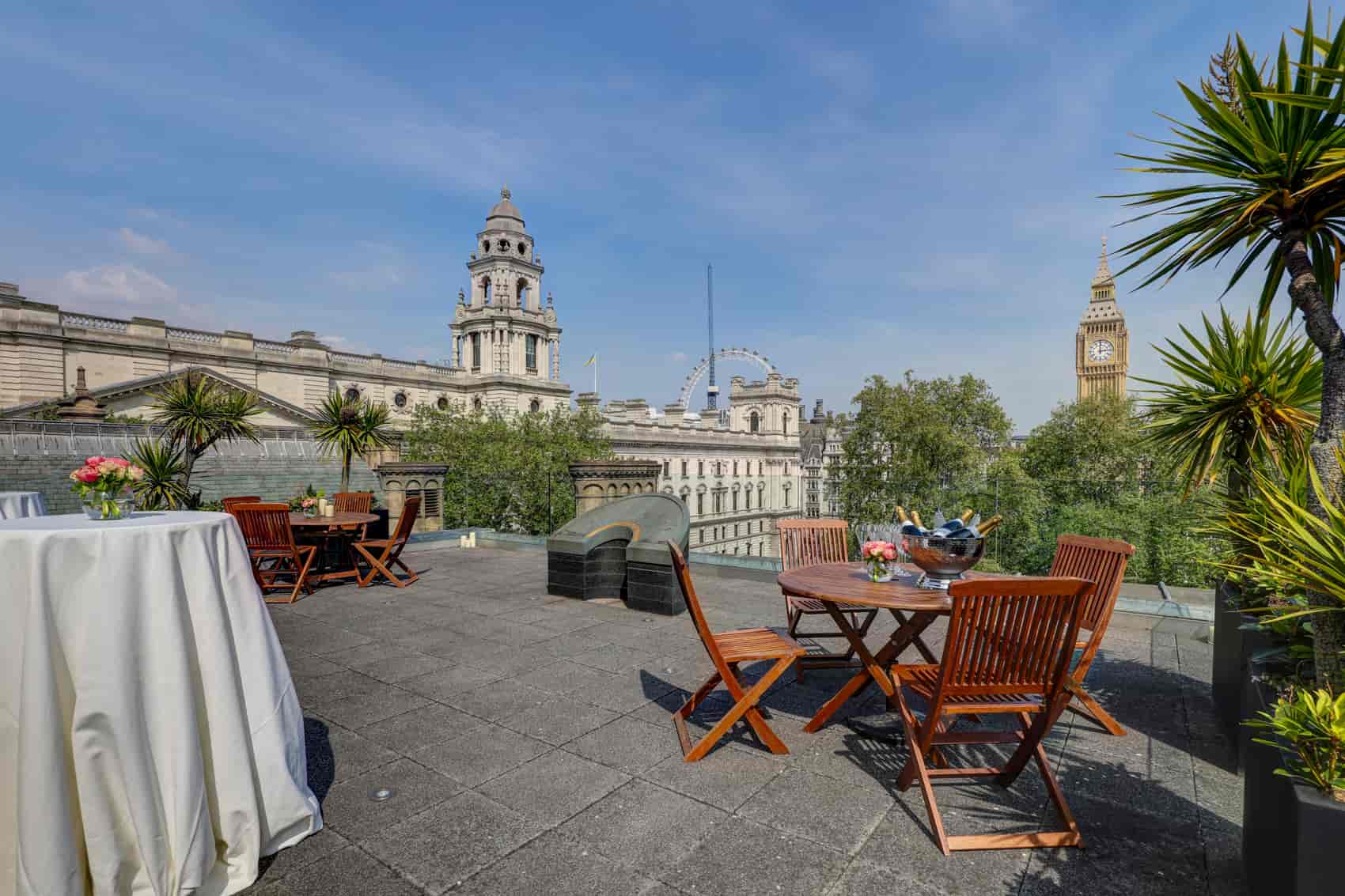 Surveyors House - image