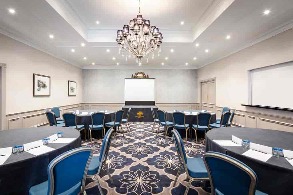 The Castle Hotel Windsor - image