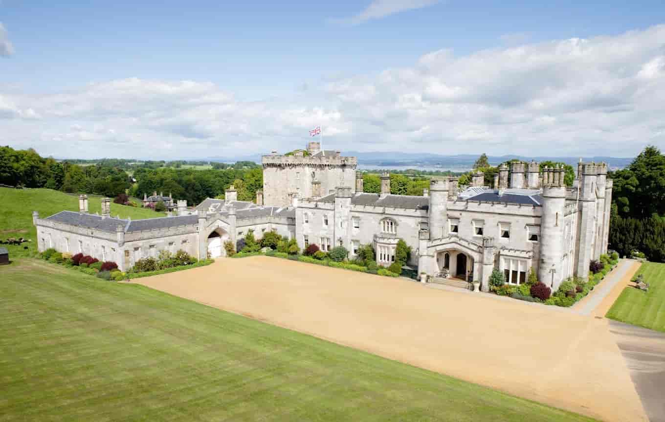  Dundas Castle - image