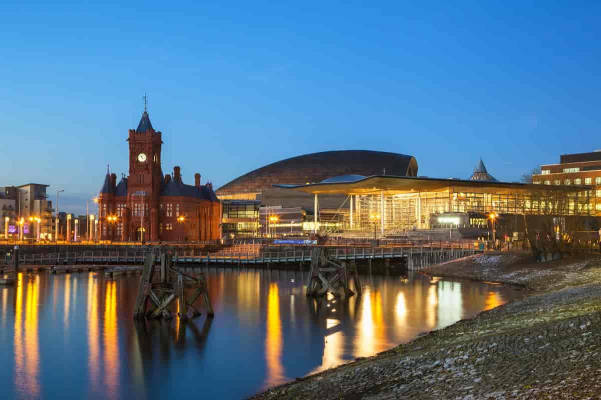 Leonardo Hotel Cardiff - image