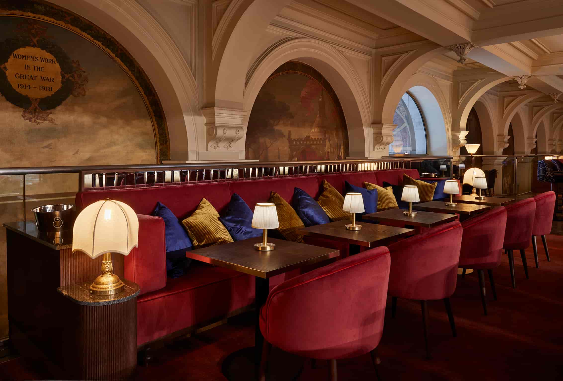 Engel Bar - image