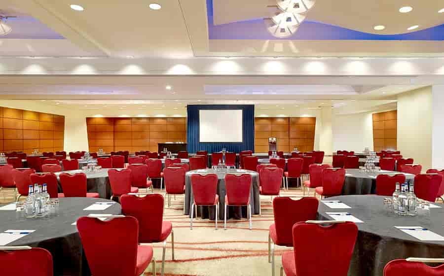 Park Plaza Victoria London - image