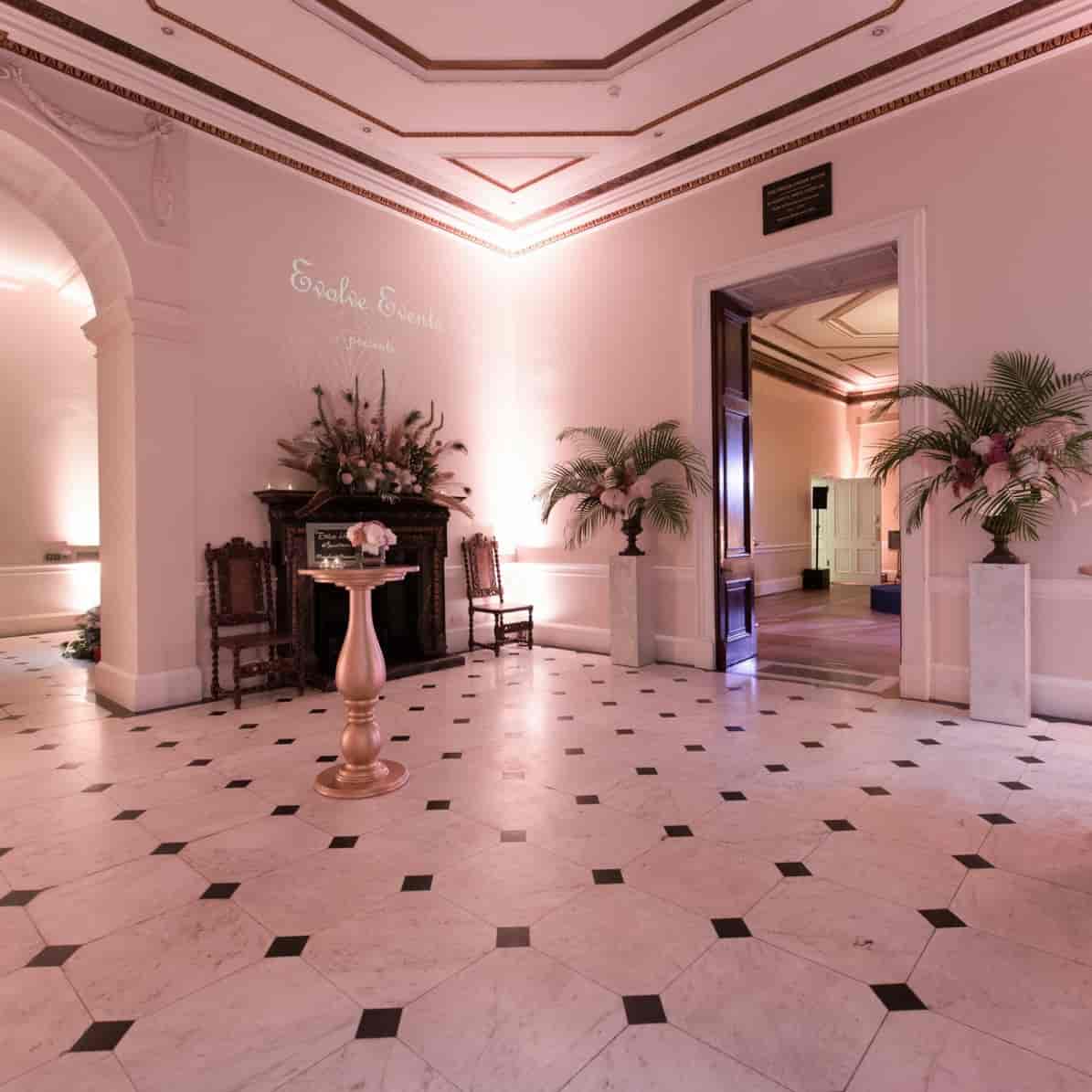Kent House Knightsbridge - image