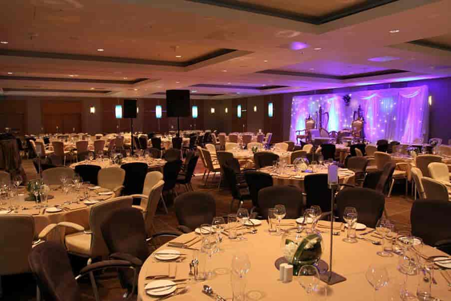 Hilton London Canary Wharf - image