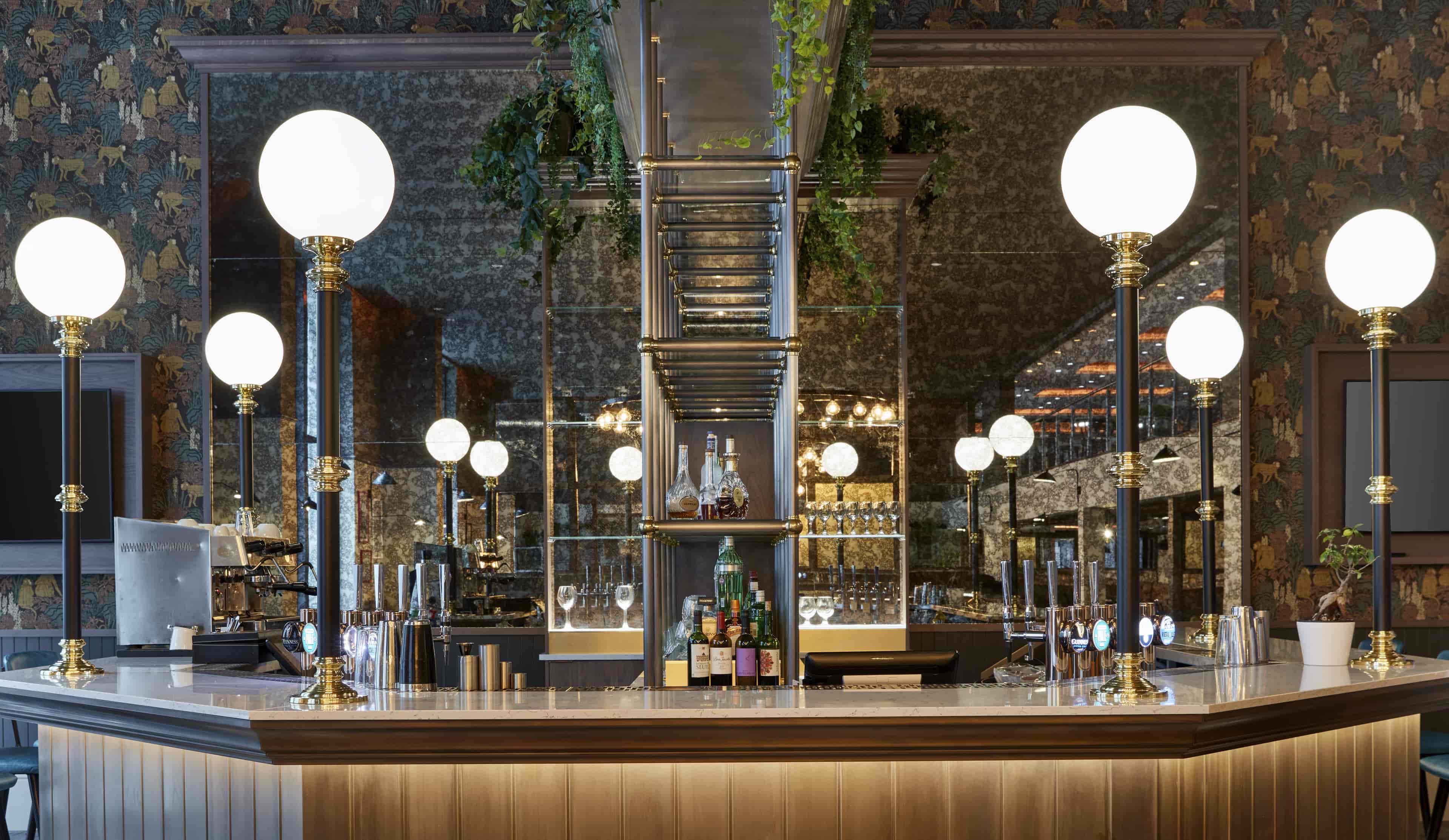 Leonardo Royal Hotel London Tower Bridge - image