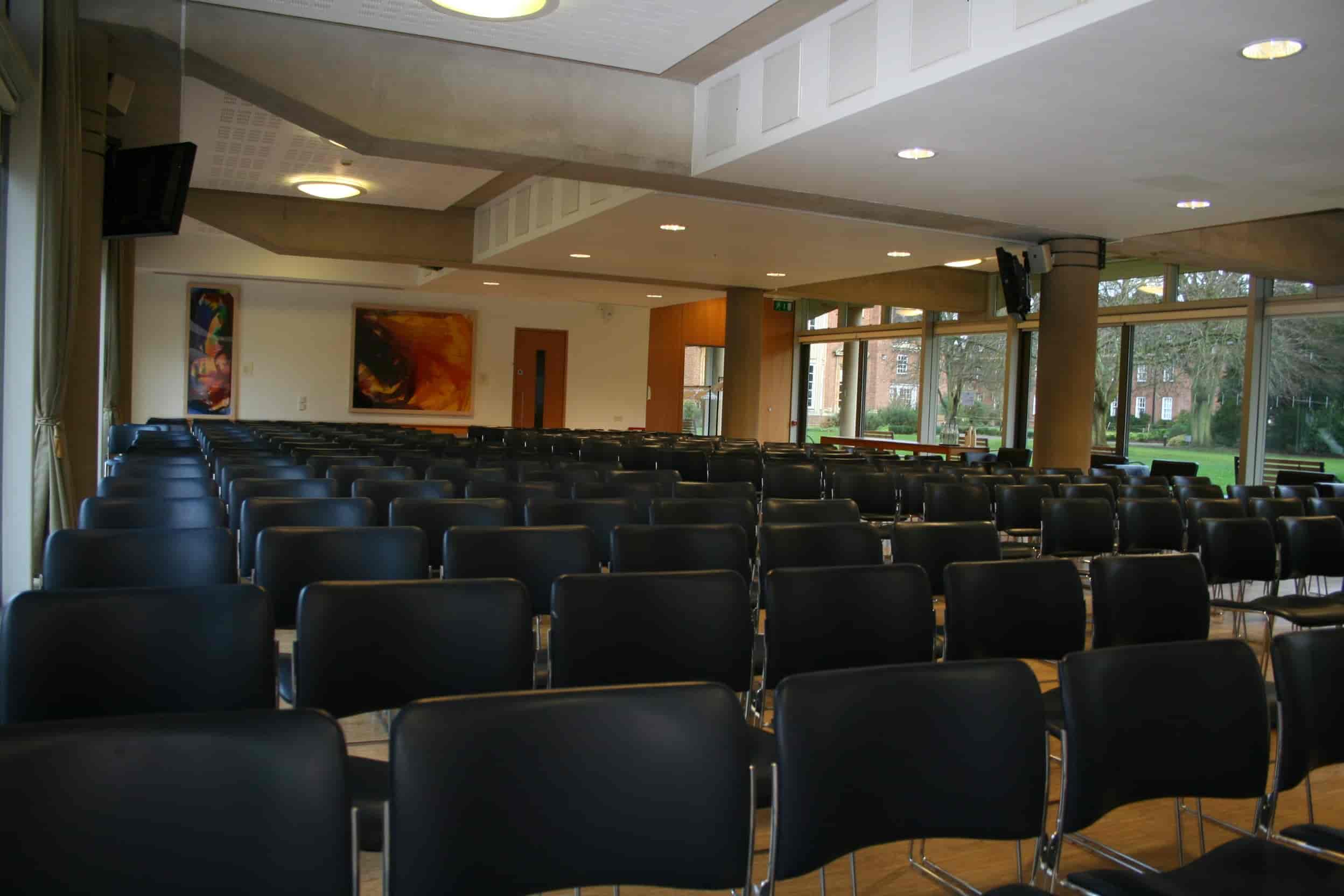 St Hugh's College - image