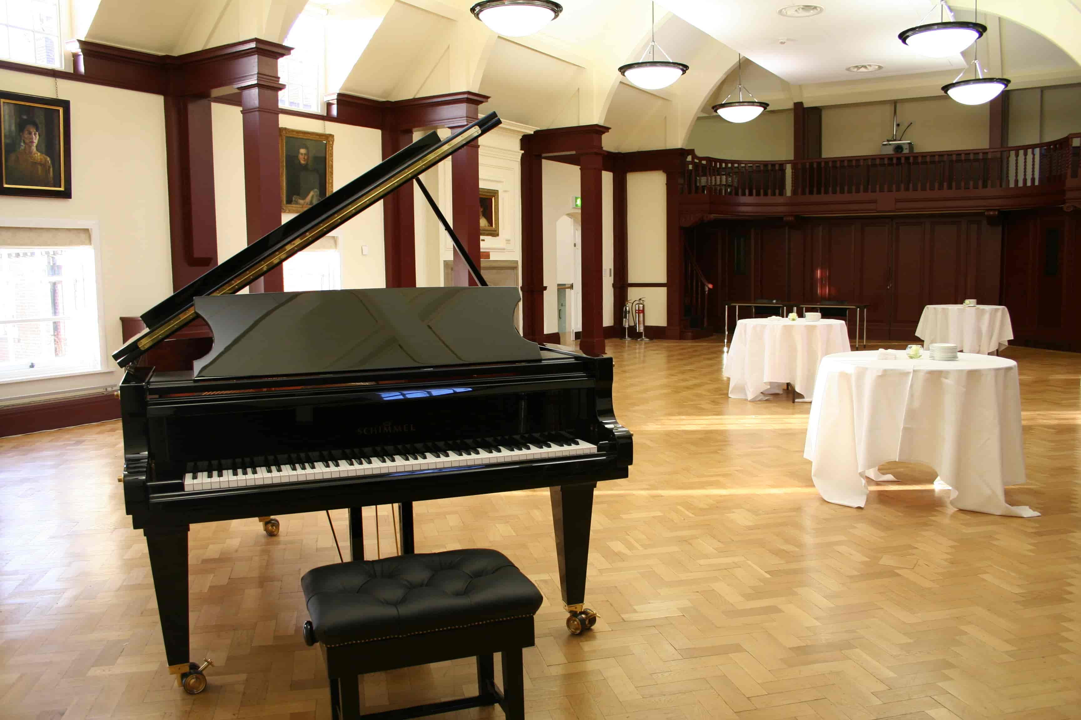 St Hugh's College - image