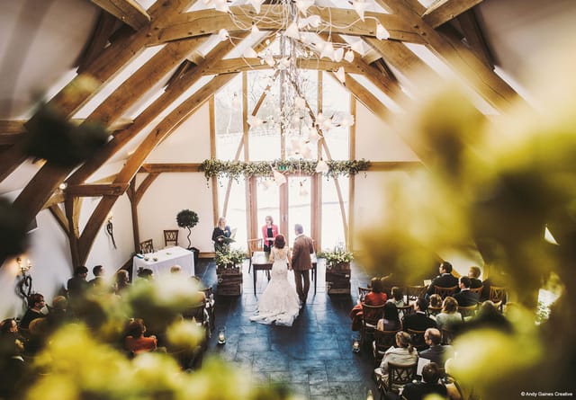 Oak Barn - image