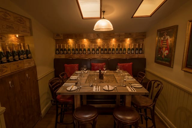 Champagne Snug - image