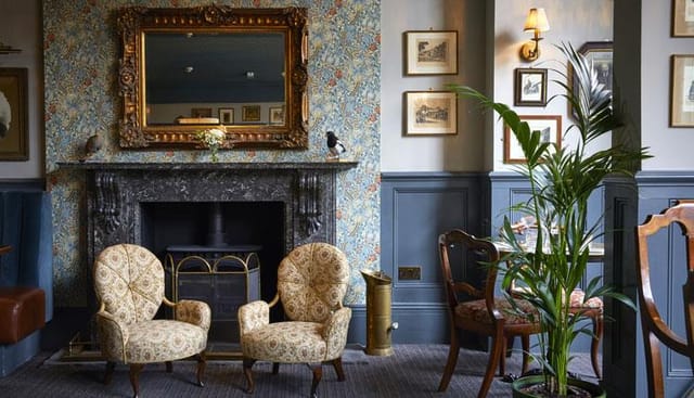 Middle Restaurant - image