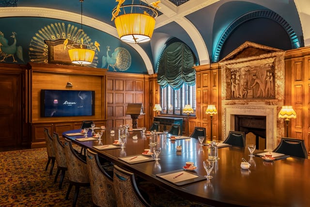  The Committee room - image