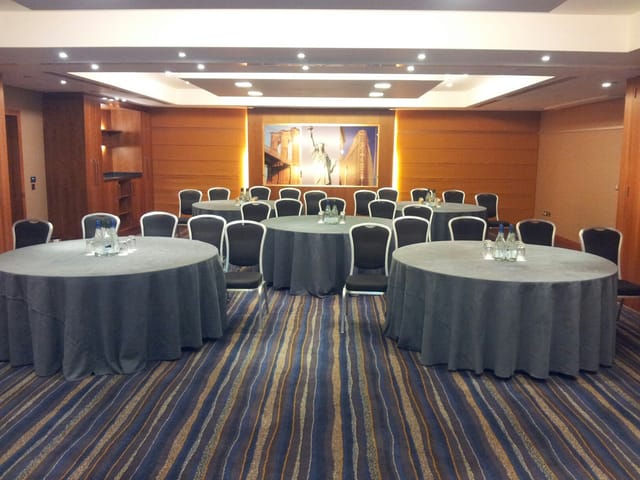 London Suite - image