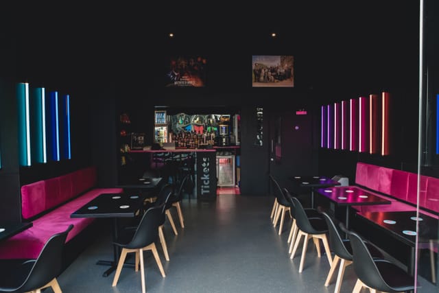 Mockingbird Cinema Bar - image
