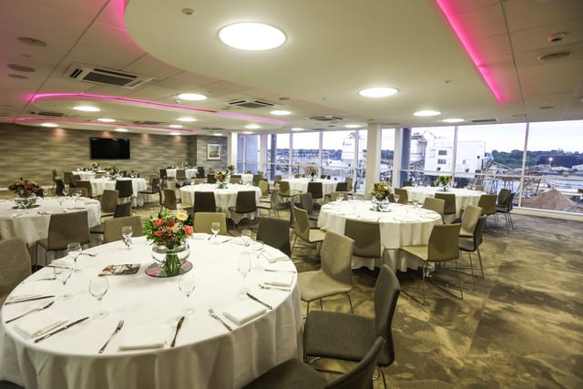 Markus Liebherr Lounge - image