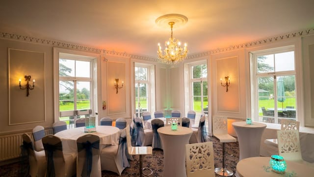 Bistro - image