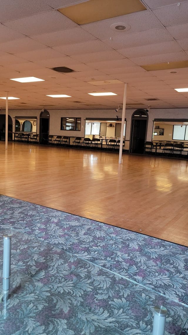 Ballroom - image