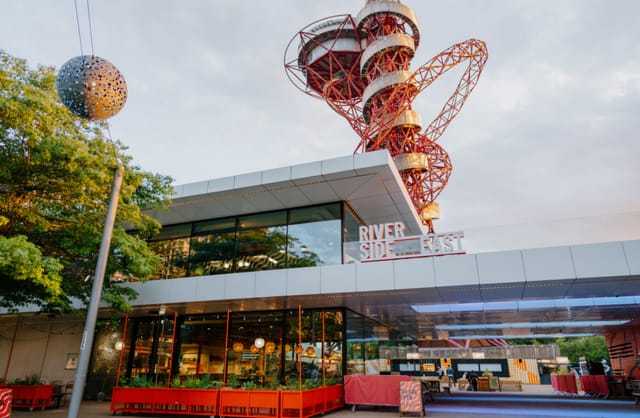Bar & Terrace - image