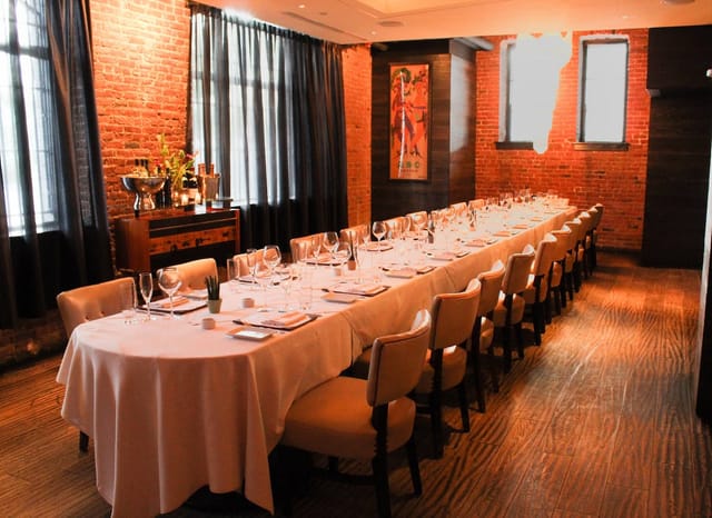 Private dining room - image