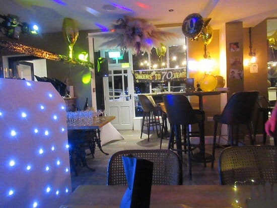 Restaurant - image