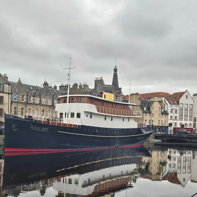 Berth - image