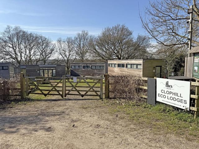 Lodges - image