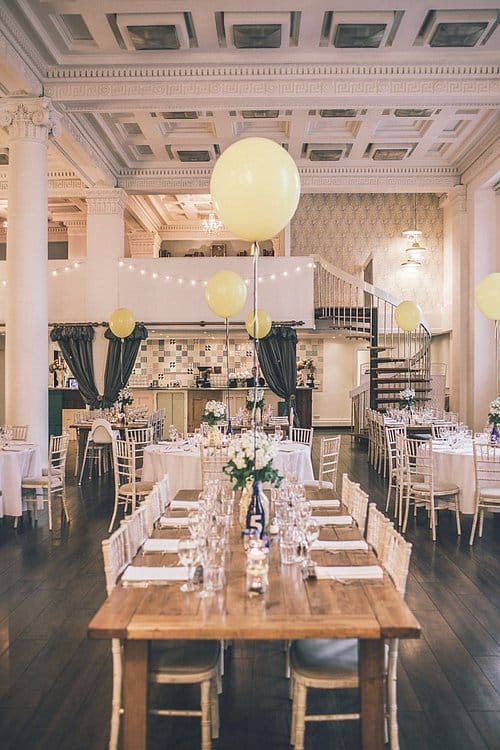British restaurant - image