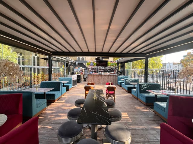 Solo Kitchen and Bar - image