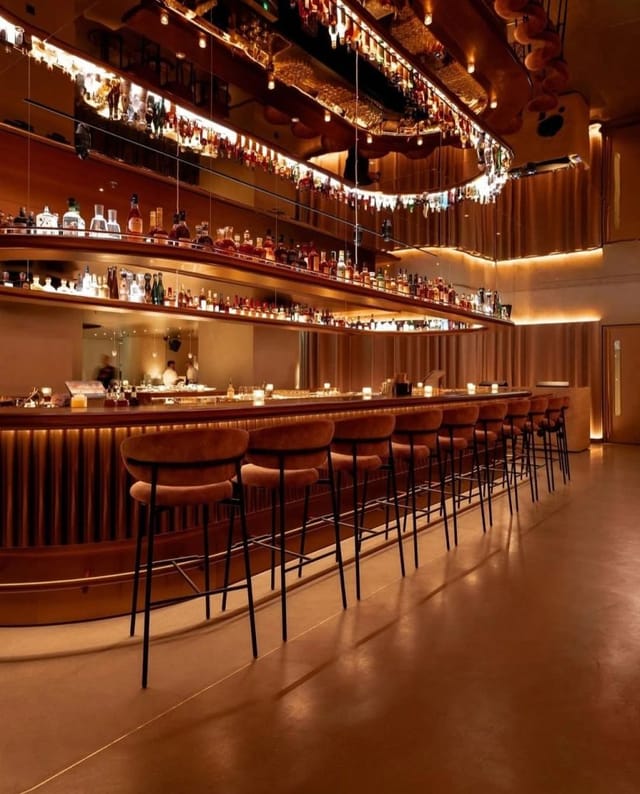 MR PORTER Bar - image